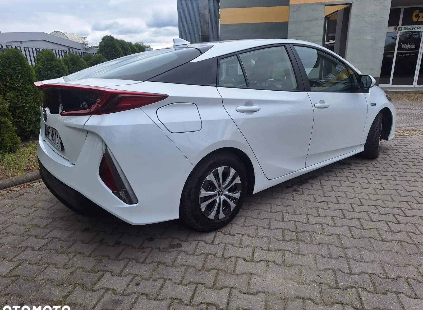 Toyota Prius cena 122900 przebieg: 14156, rok produkcji 2022 z Wrocław małe 137